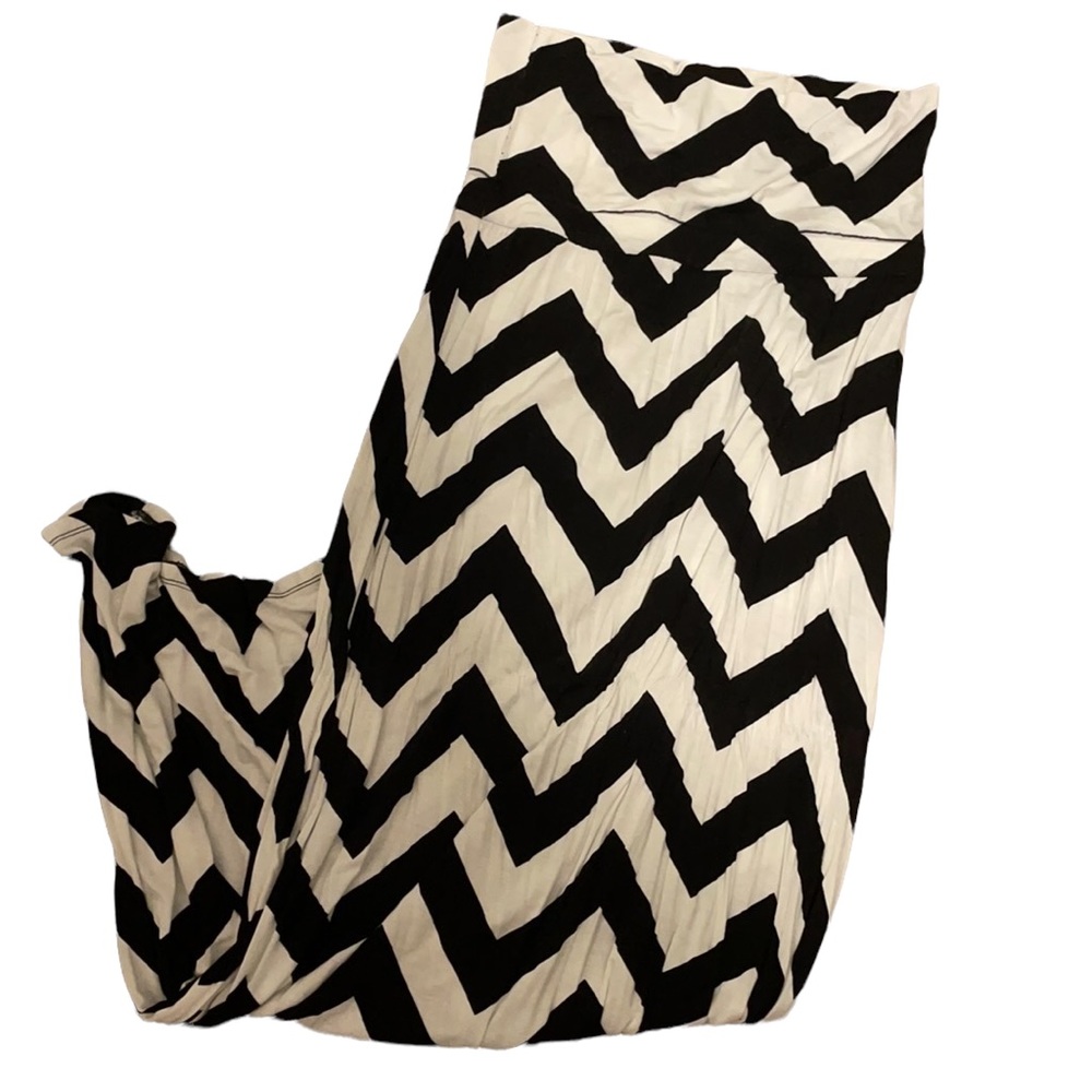 ANA black and white maxi skirt